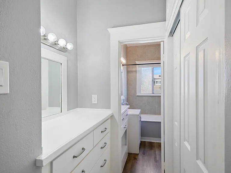 238 Gaviota Ave — Photo 8