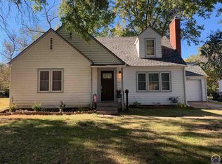 1237 SW Collins Ave, Topeka, KS 66604