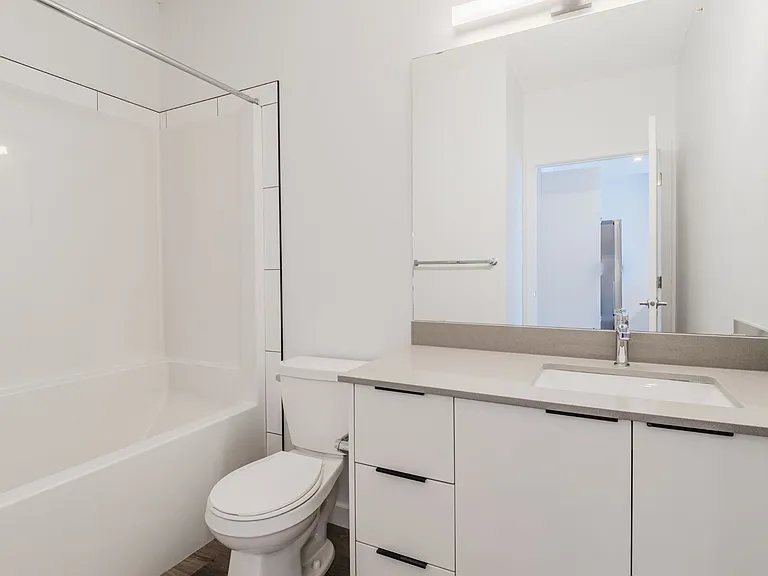 203 Salisbury Way — Photo 48