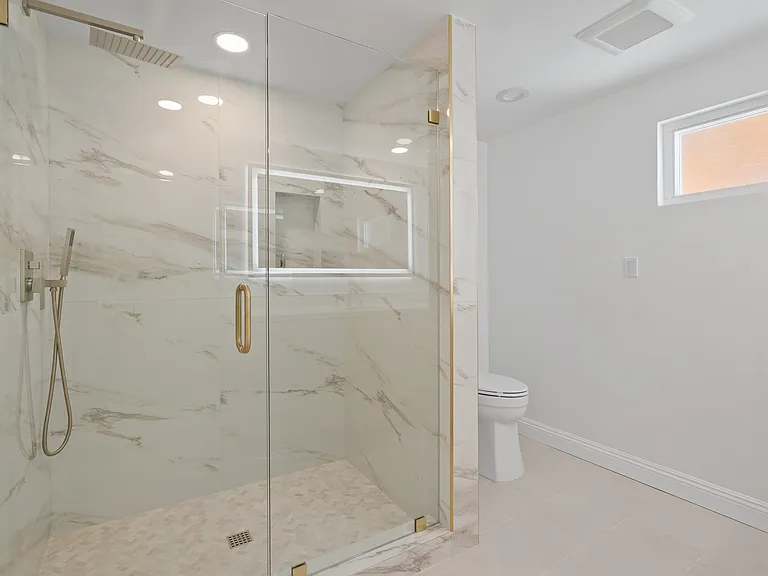 4159 Regal Oak Dr — Photo 16