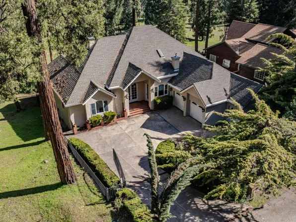 26541 Golf Links Dr, Pioneer, CA 95666