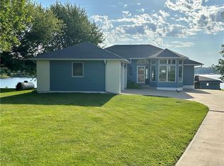 113 Harbor Point, Gallatin, MO 64640