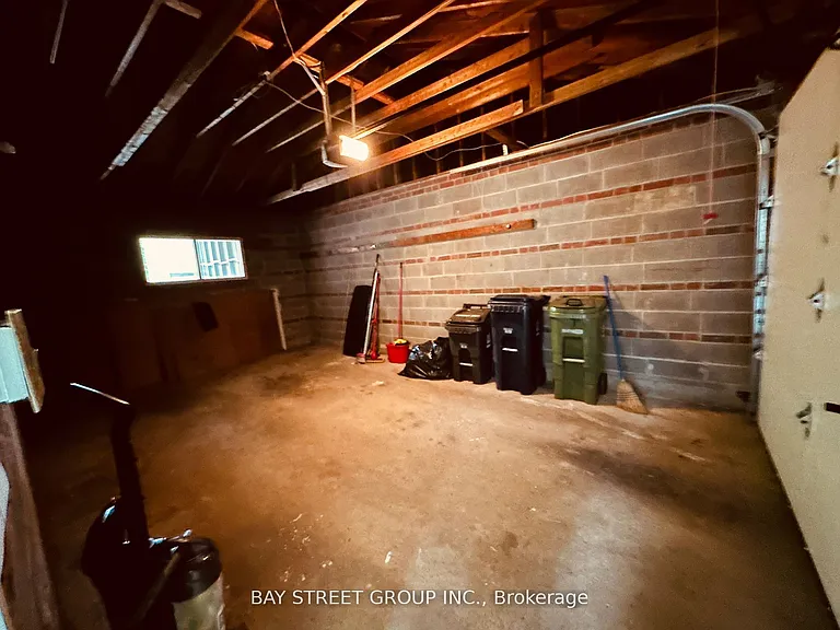 17 Kilkenny Dr #MAIN — Photo 33