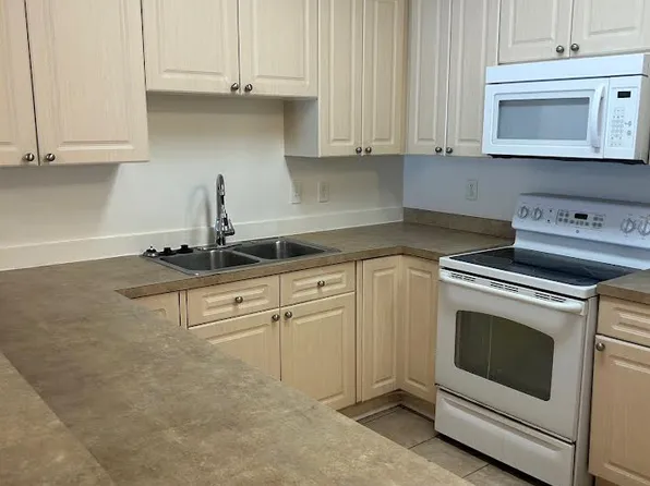 4837 Luster Leaf Cir APT 404, Myrtle Beach, SC 29577