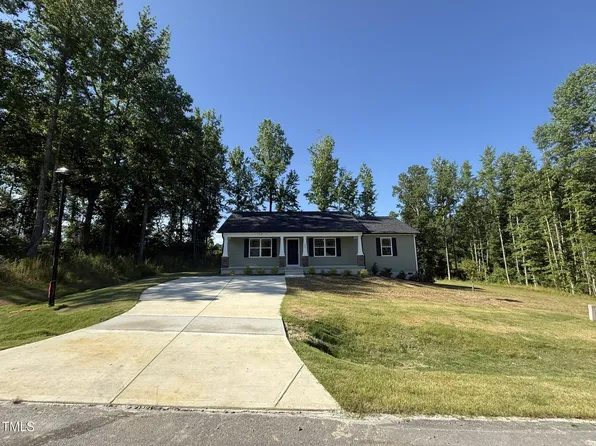 299 Starry Sky Dr, Benson, NC 27504