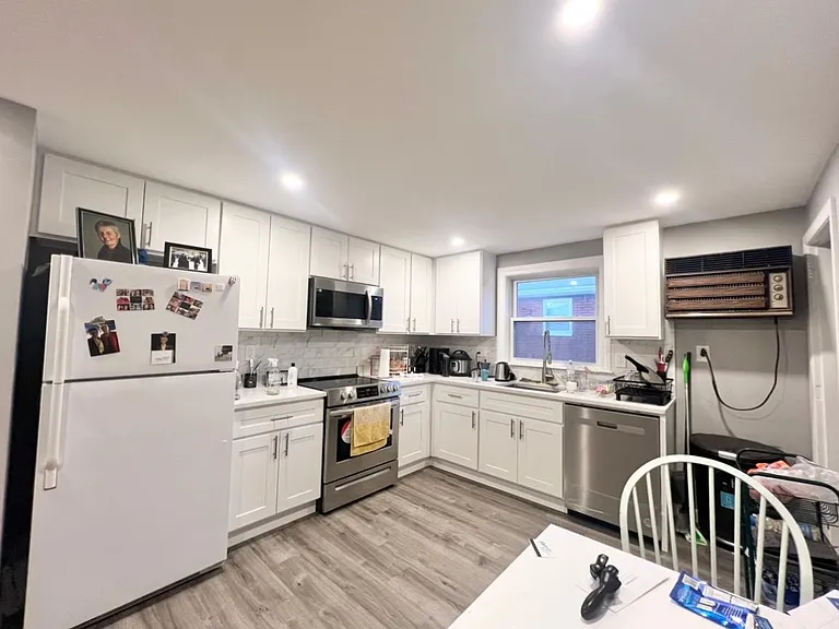 82 Sparkill St #2 — Photo 3