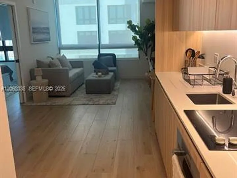 225 N Miami Ave #CU-1810 — Photo 18