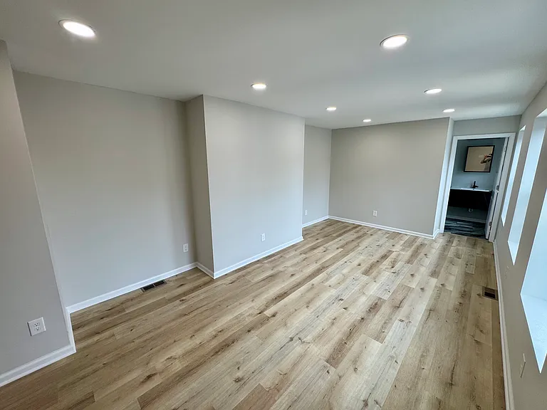 844 Tripoli St — Photo 16