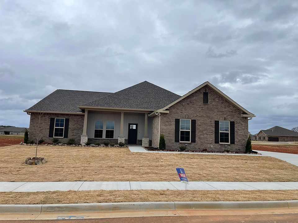 1st image of 202 Donna Lynn Ct