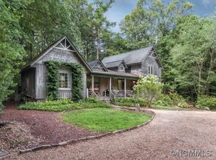 34 Deerhaven Ln, Asheville, NC 28803
