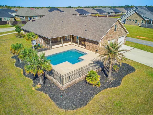 2404 Meeting St, Cantonment, FL 32533