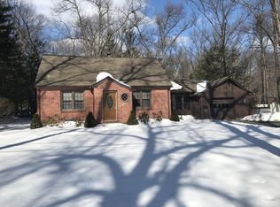 272 High St, Agawam, MA 01001