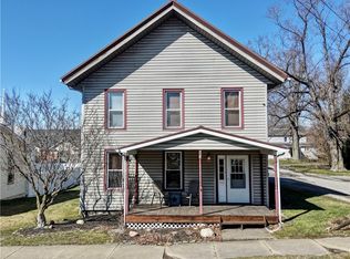 142 E Clay St, Fredericksburg, OH