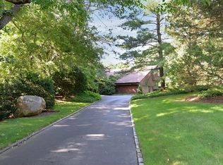 1 High Ridge Ln, Oyster Bay, NY 11771