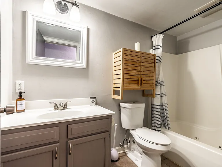 2322 E Carson St — Photo 7