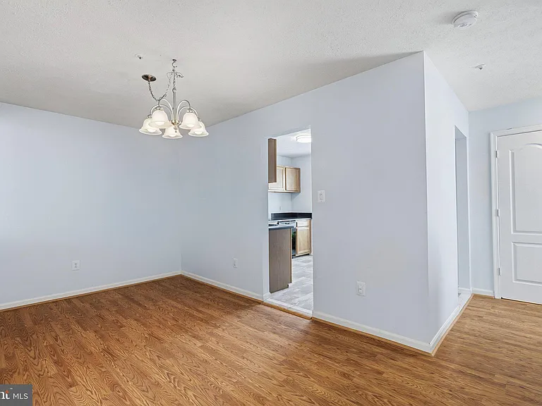 1518 Deep Gorge Ct — Photo 11