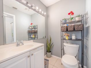 1211 Seaview Dr, North Lauderdale, FL 33068