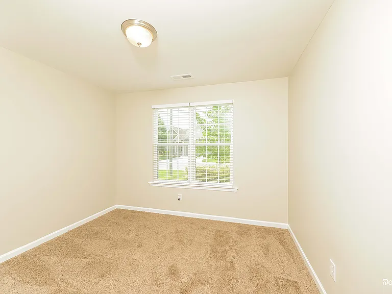 5787 Midstream Cir — Photo 10