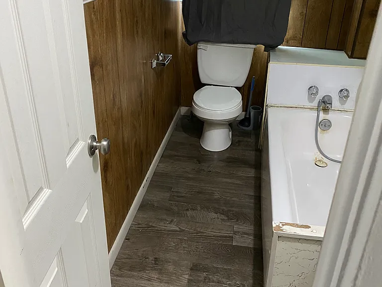 416 Blunt St — Photo 7