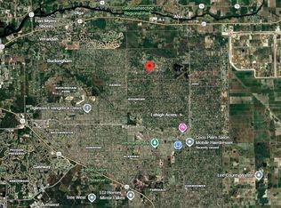 601 W 18th St, Lehigh Acres, FL 33972