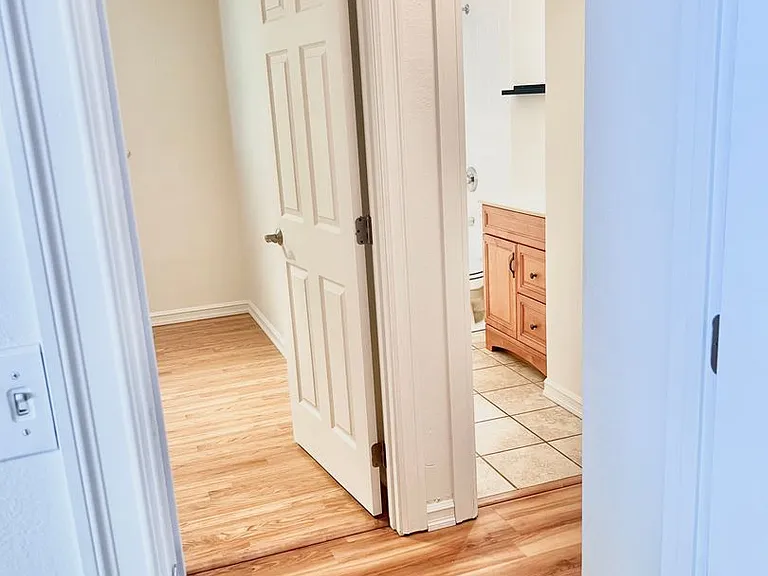 1725 Union Ave SE — Photo 24