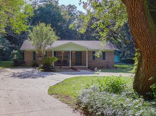 1305 Finley Dr, Pensacola, FL 32514