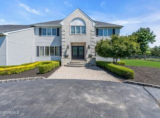 12 Clayton Dr, Clarksburg, NJ 08510