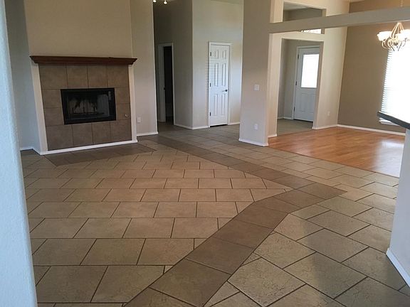 4th image of 11600 Sheri Cir