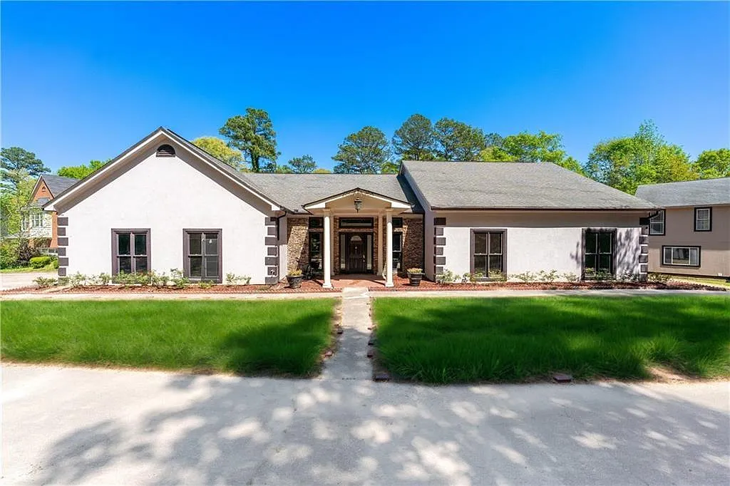 4 bed, 3.5 bath, 3500 sqft, $3,300 — Photo 1