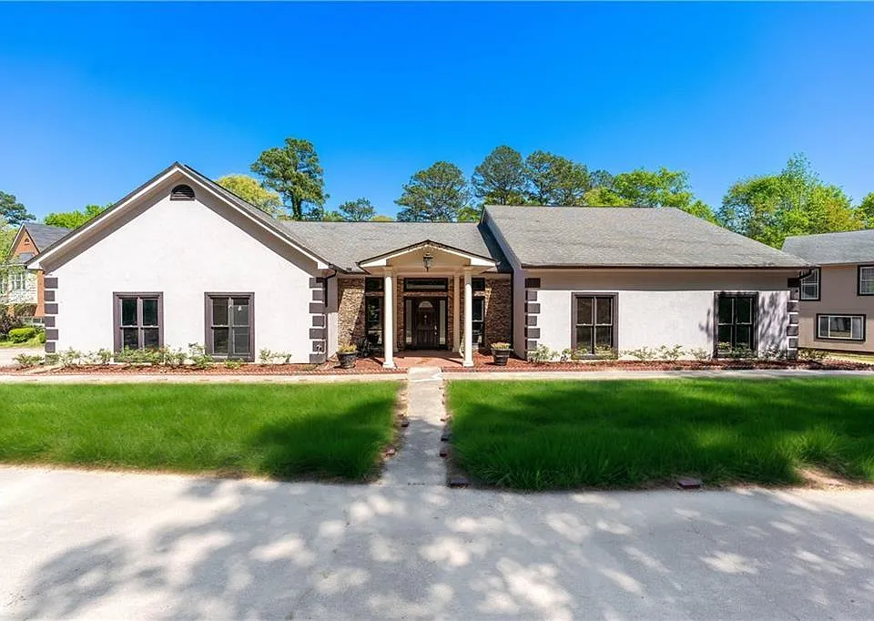 2320 Copper Trail Ln