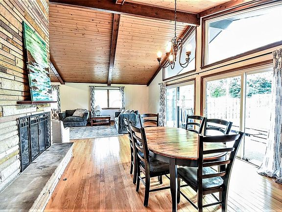 5th image of 284 Denison Dr