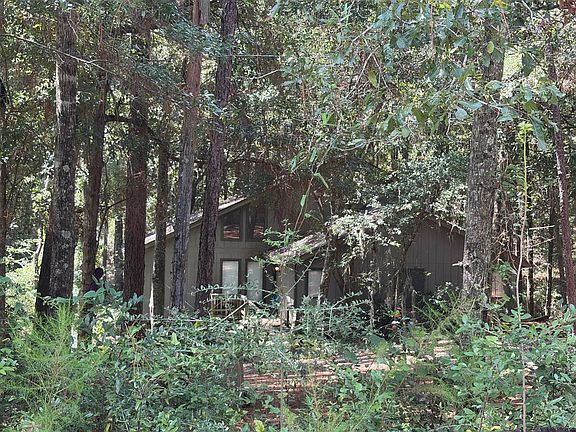 3rd image of 1500 Gaylord Dr