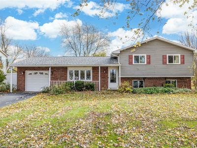 82 Kenwick Dr, Rochester, NY, 14623