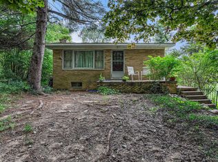 548 Munger Rd, Holly, MI 48442
