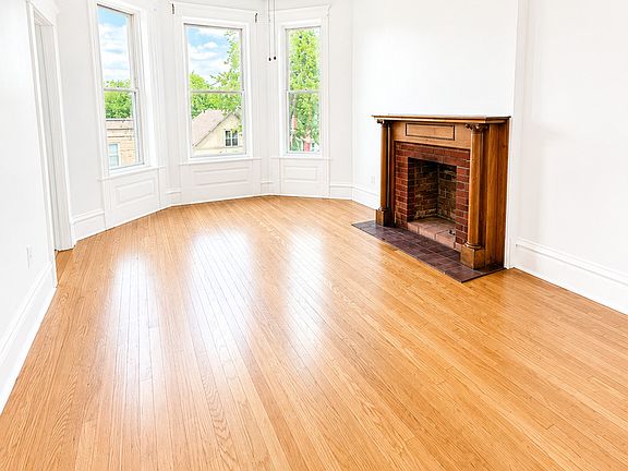 2nd image of 2621 W Crystal St Floor 3