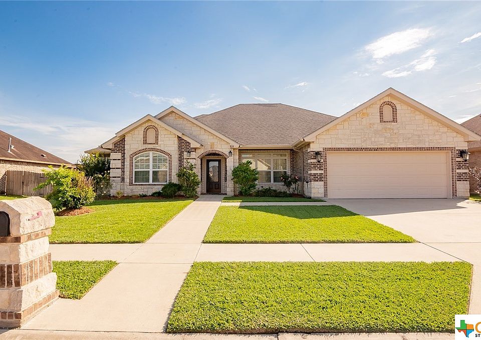 1st image of 108 Auburn Hl
