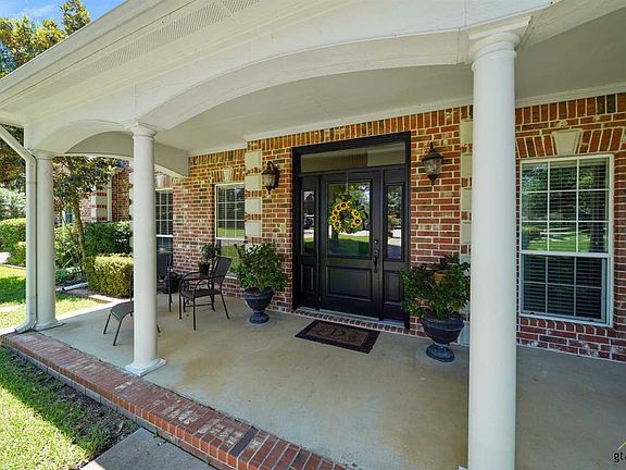 3rd image of 1612 Brynmar Cir
