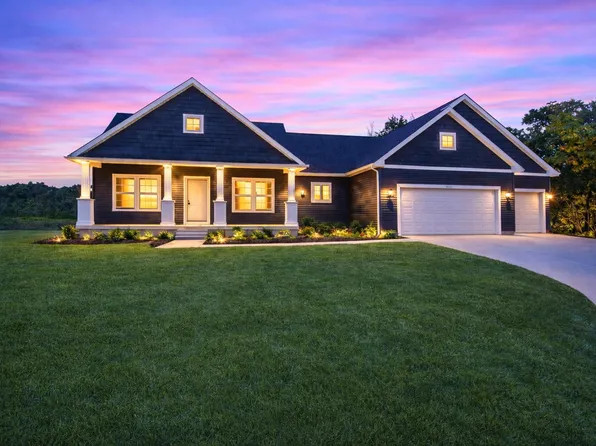 5033 Ikram Oaks Dr, Jackson, MI 49201