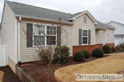 1st image of 326 W Oaks Trl