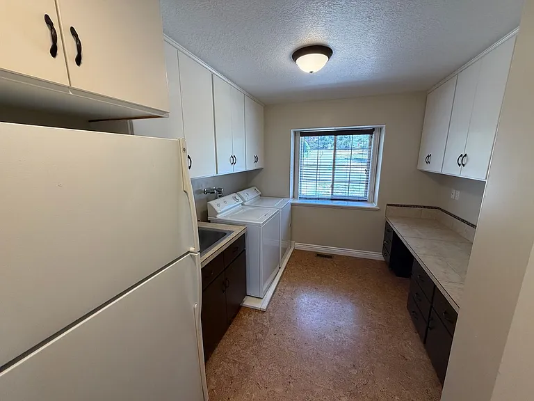 1835 N Beechwood Dr — Photo 27