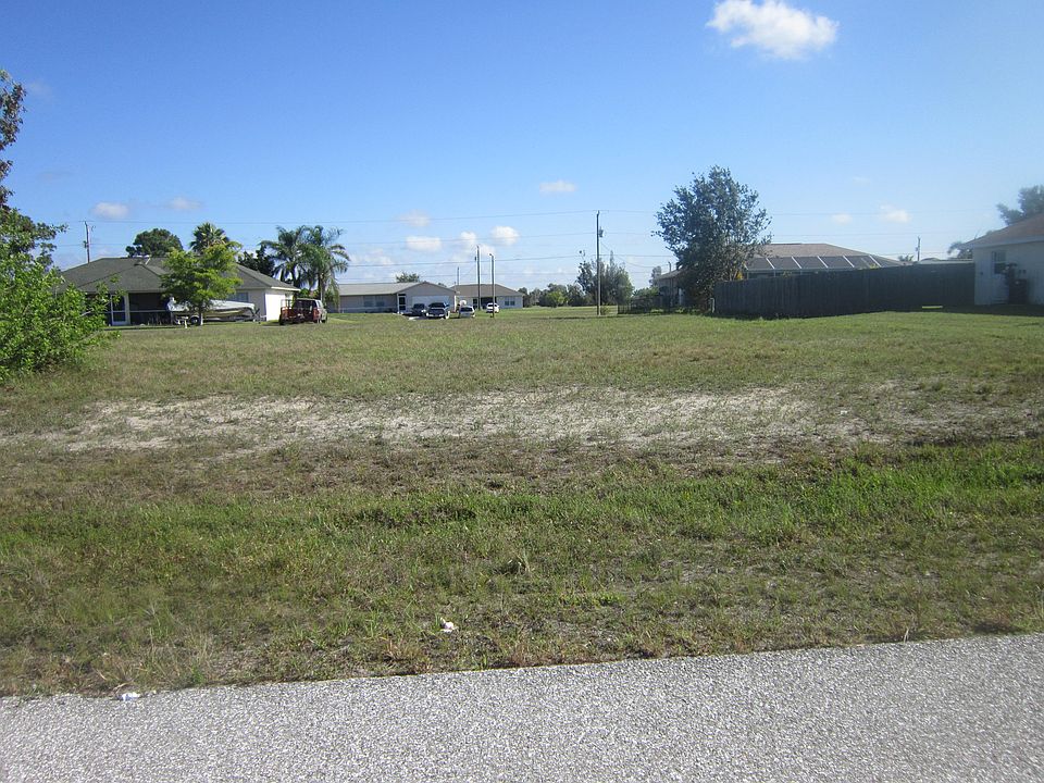 1st image of 417 NW 14th Ter