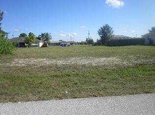 417 NW 14th Ter, Cape Coral, FL 33993