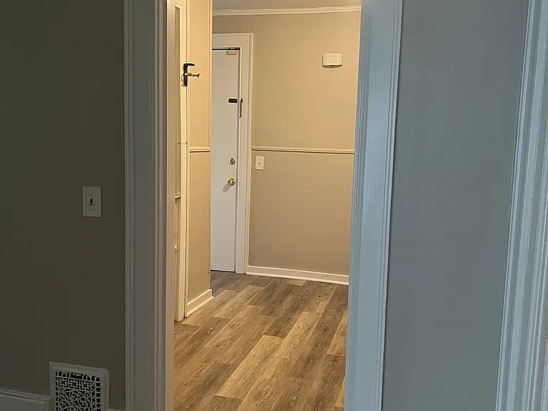 18 Wellington Ave — Photo 18