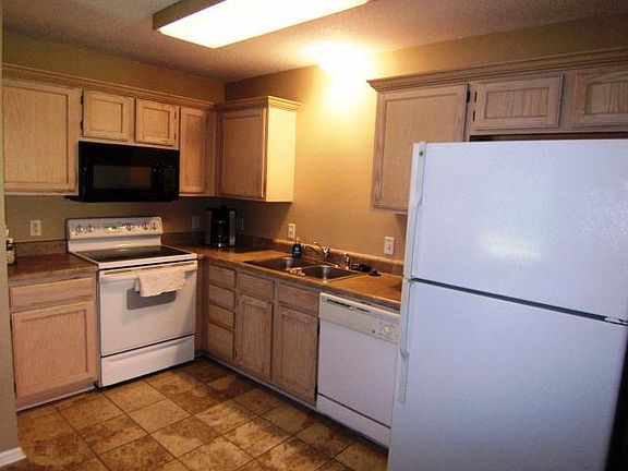 4th image of 5554 NW Moonlight Meadow Dr #86-D
