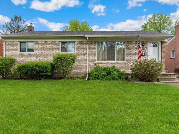 23300 Joy St, Saint Clair Shores, MI 48082