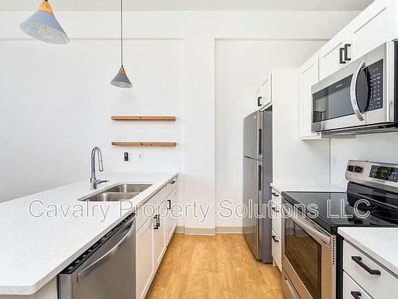 3rd image of 1831 W Michigan St #214