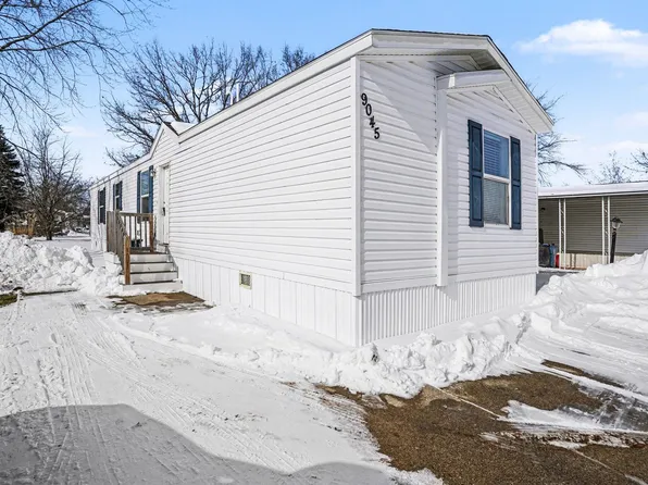 9045-4 Winds Ln W, West Olive, MI 49460