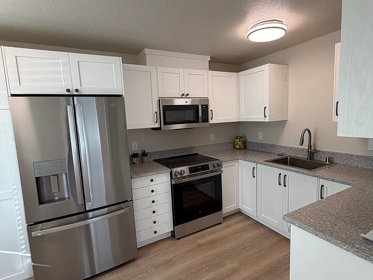 1115-1117 West St #2-4 — Photo 3