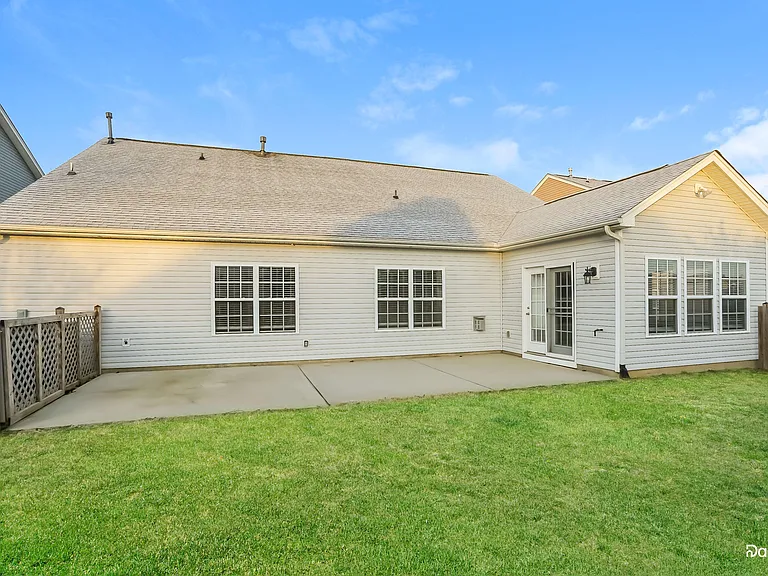 6763 Thistle Down Dr — Photo 15