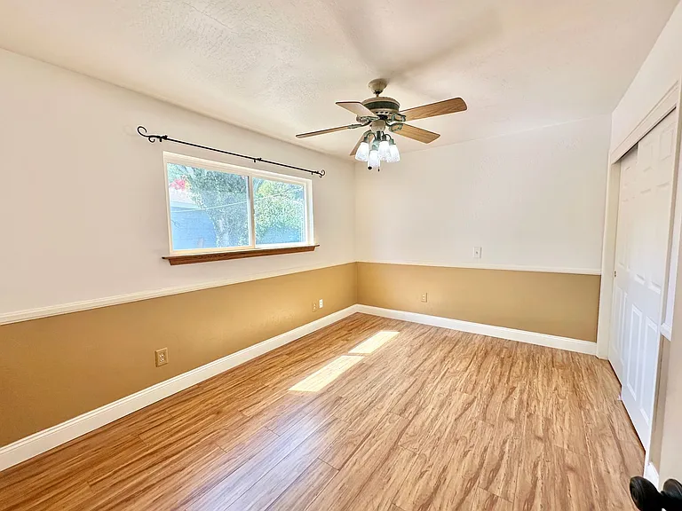 2573 Gum Tree Ln — Photo 36